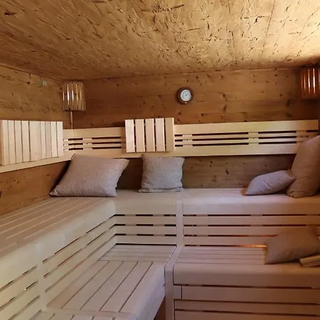 Oldenwoehrden מלון 3*