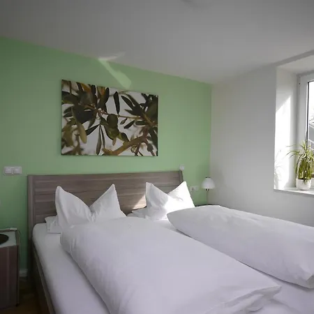 מלון Oldenwoehrden 3*