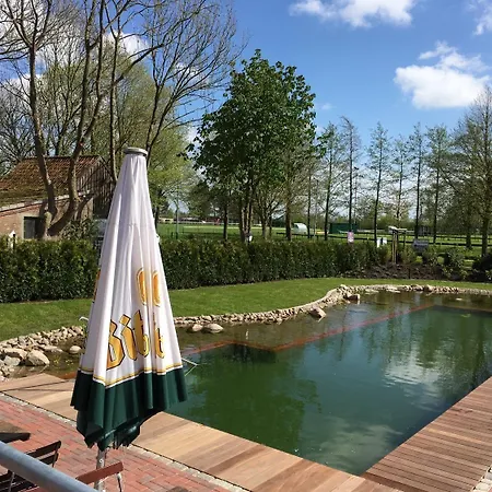 Hotel Oldenwoehrden 3*