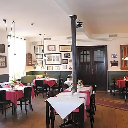 Hotel Oldenwoehrden 3*