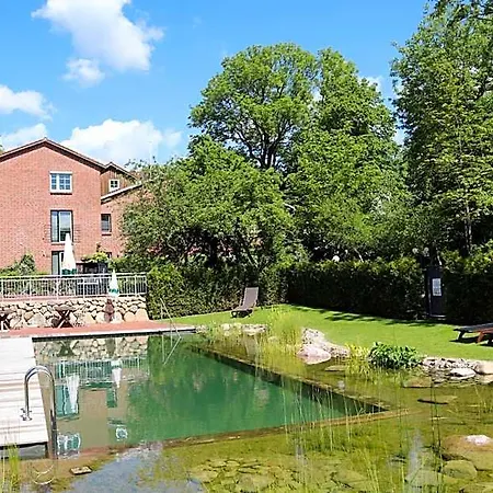 Oldenwoehrden Hotel